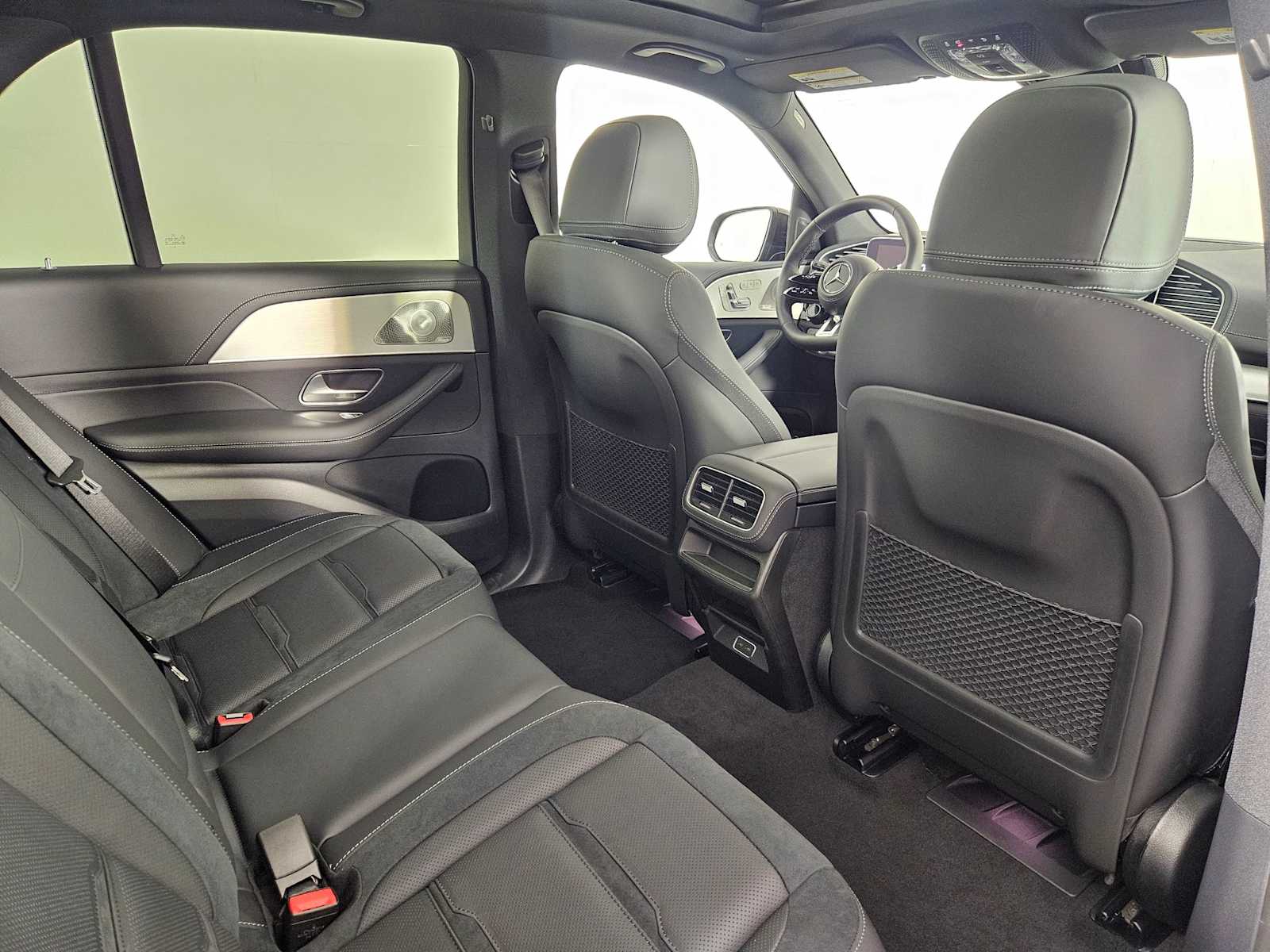 Thumbnail: 2025 Mercedes-Benz GLE - 17