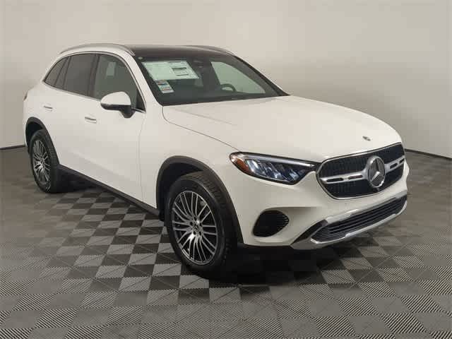 Thumbnail: 2026 Mercedes-Benz GLC - 7