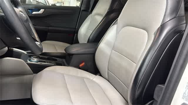 Thumbnail: 2024 Ford Escape - 28