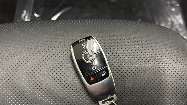 Thumbnail: 2023 Mercedes-Benz E-Class - 39