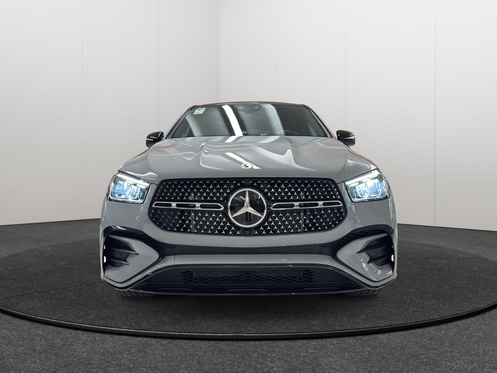 Thumbnail: 2026 Mercedes-Benz GLE - 2