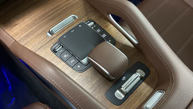 Thumbnail: 2024 Mercedes-Benz GLS - 23