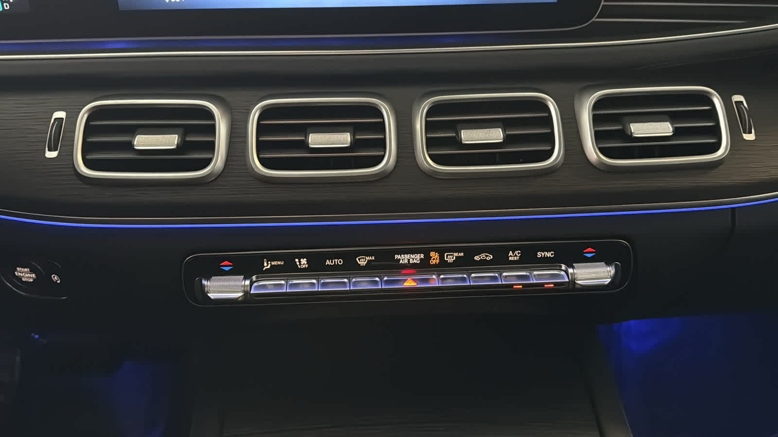 Thumbnail: 2026 Mercedes-Benz GLE - 24