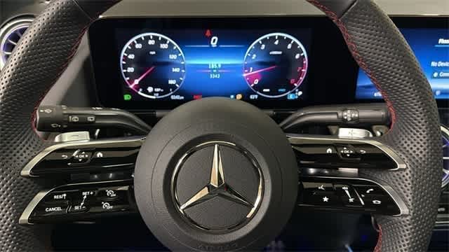 Thumbnail: 2025 Mercedes-Benz GLA - 17