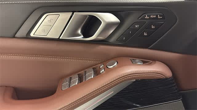 Thumbnail: 2020 BMW X7 - 16