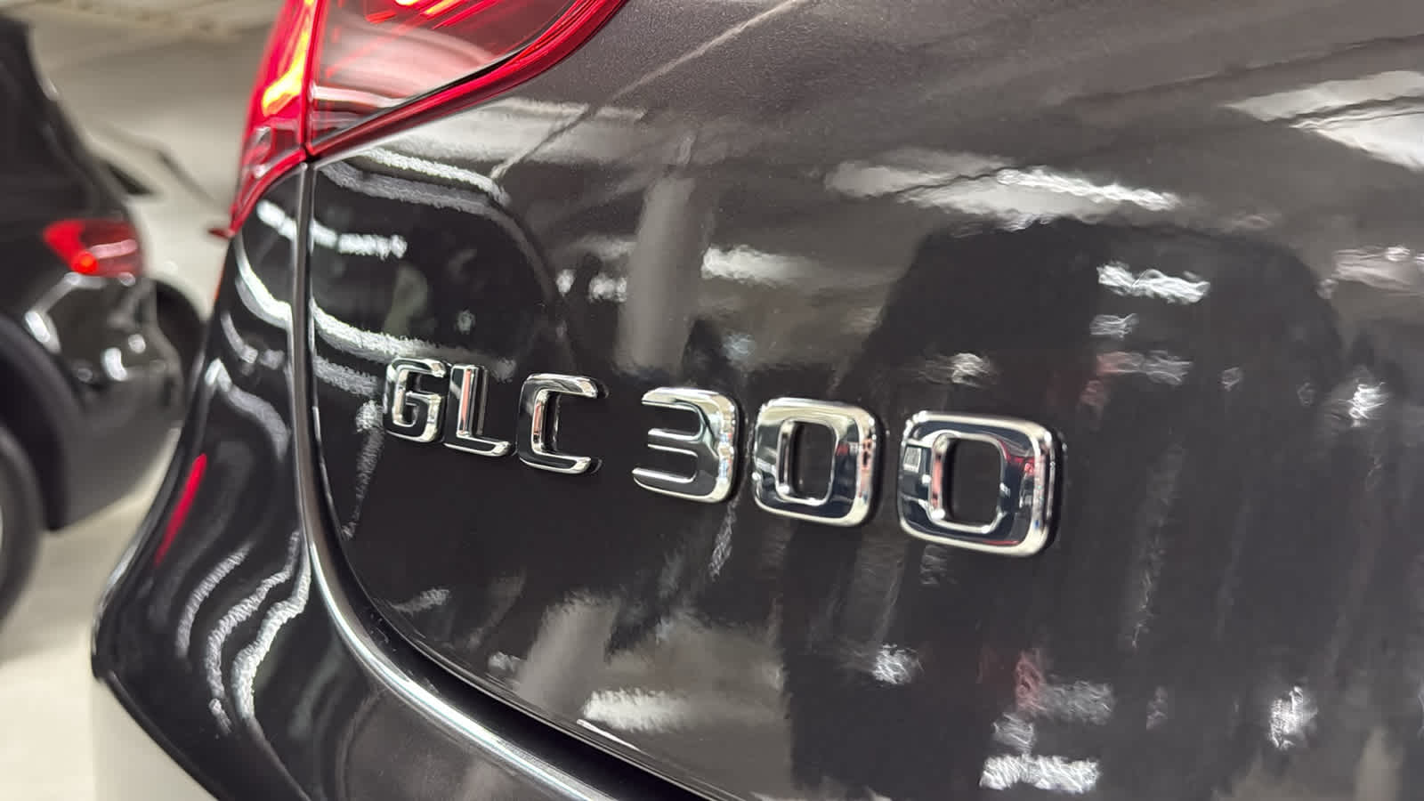 Thumbnail: 2023 Mercedes-Benz GLC - 11