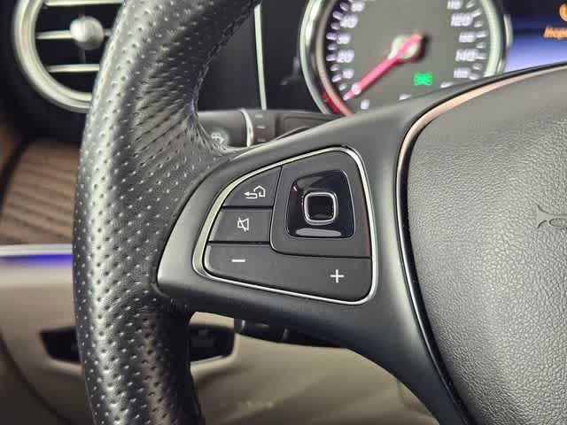 Thumbnail: 2018 Mercedes-Benz E-Class - 25