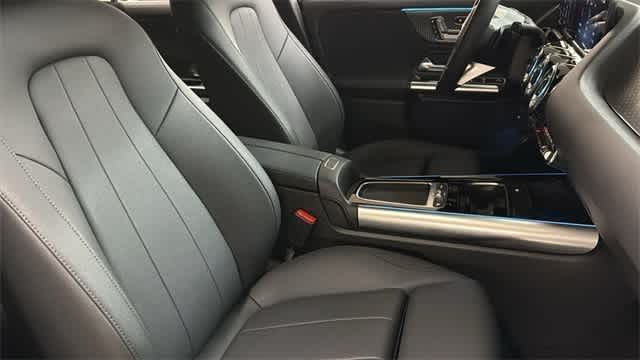 Thumbnail: 2025 Mercedes-Benz GLA - 34