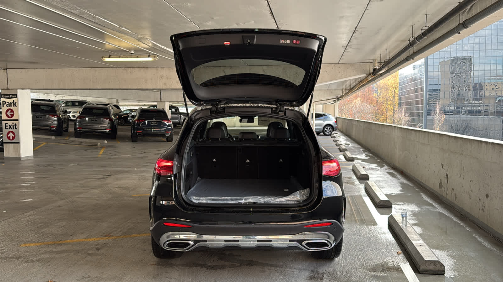 Thumbnail: 2026 Mercedes-Benz GLC - 6