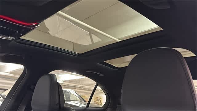 Thumbnail: 2025 Mercedes-Benz C-Class - 25