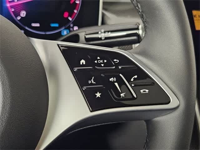 Thumbnail: 2025 Mercedes-Benz GLC - 26