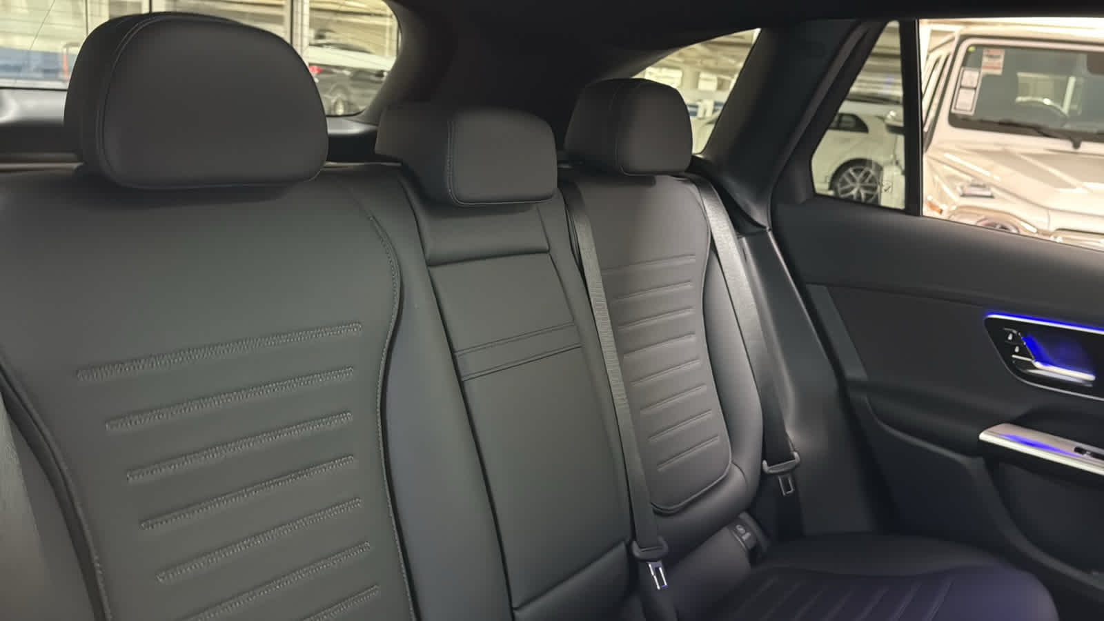 Thumbnail: 2026 Mercedes-Benz GLC - 33