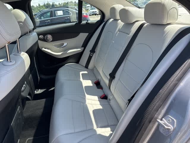 Thumbnail: 2016 Mercedes-Benz C-Class - 26