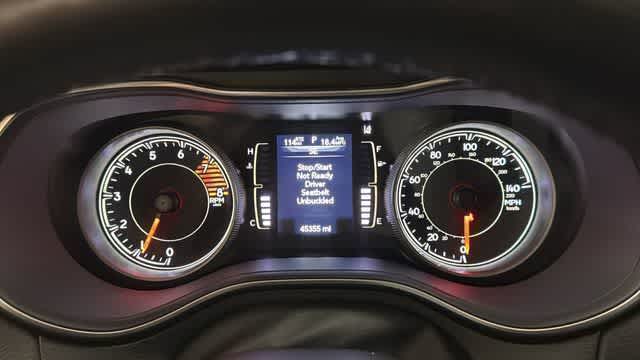 Thumbnail: 2021 Jeep Cherokee - 16