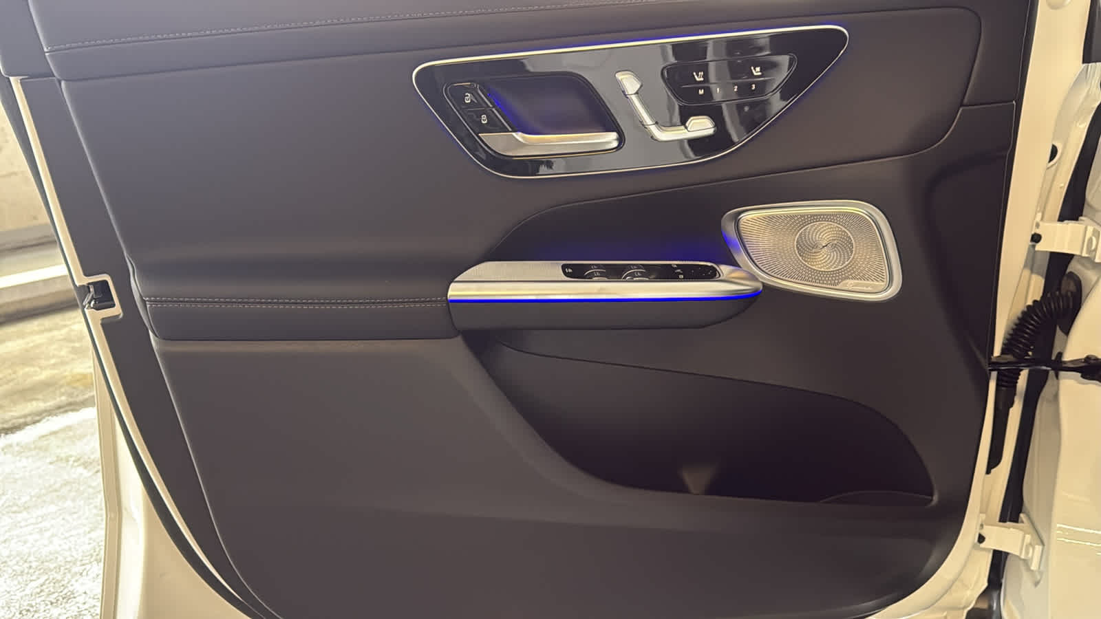 Thumbnail: 2026 Mercedes-Benz GLC - 16