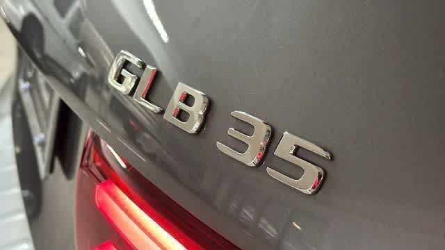 Thumbnail: 2026 Mercedes-Benz GLB - 10