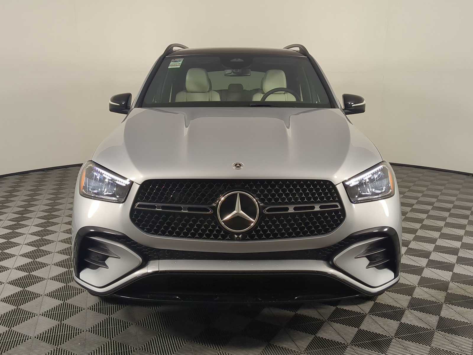 Thumbnail: 2026 Mercedes-Benz GLE - 8