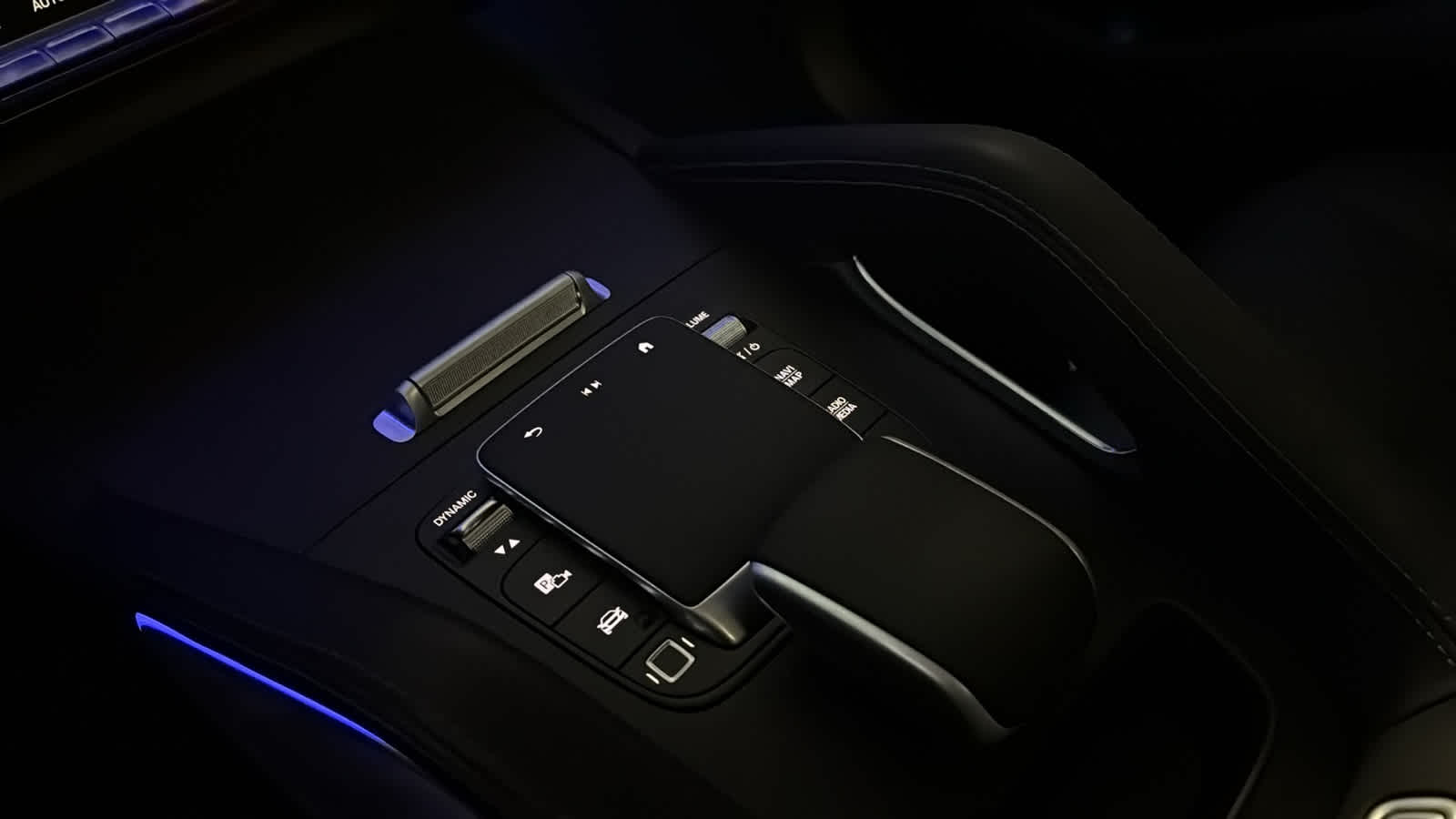 Thumbnail: 2026 Mercedes-Benz GLE - 23