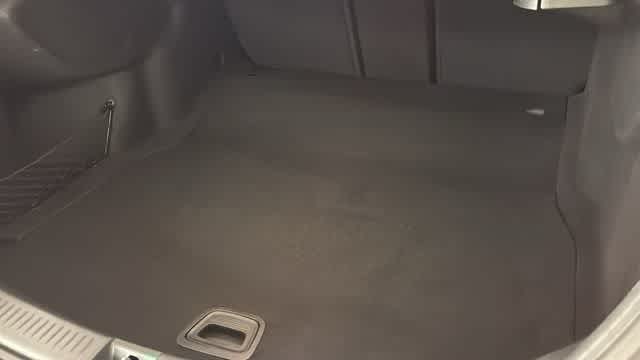 Thumbnail: 2018 Mercedes-Benz E-Class - 33