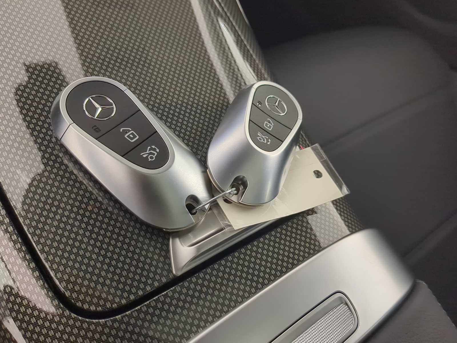 Thumbnail: 2026 Mercedes-Benz GLC - 38