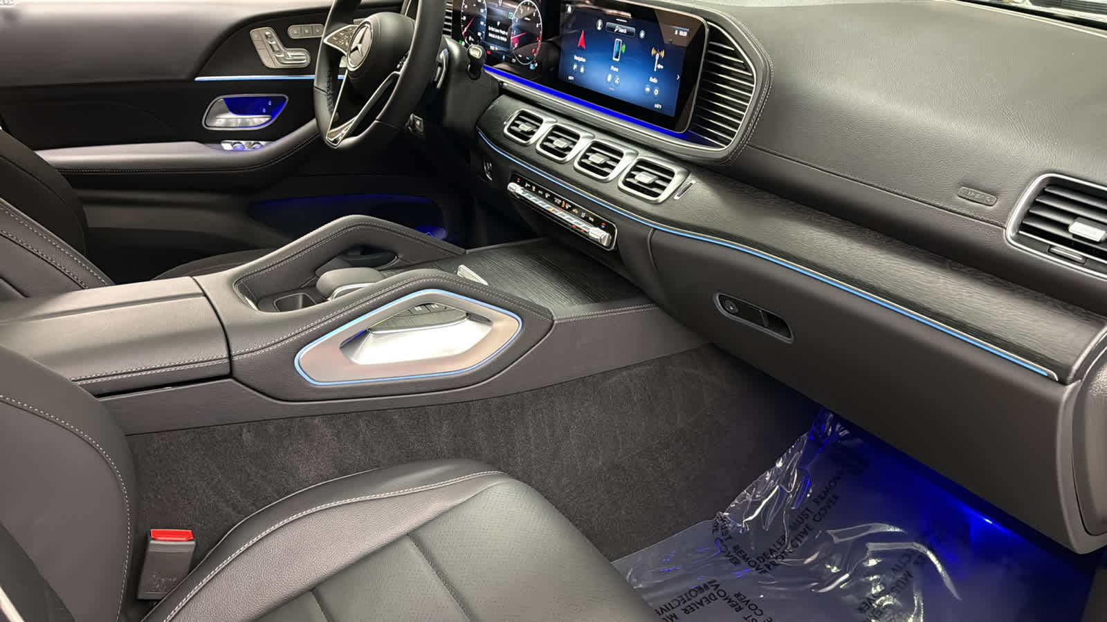 Thumbnail: 2026 Mercedes-Benz GLE - 36