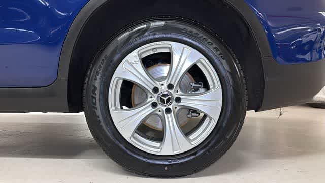 Thumbnail: 2018 Mercedes-Benz GLC - 11