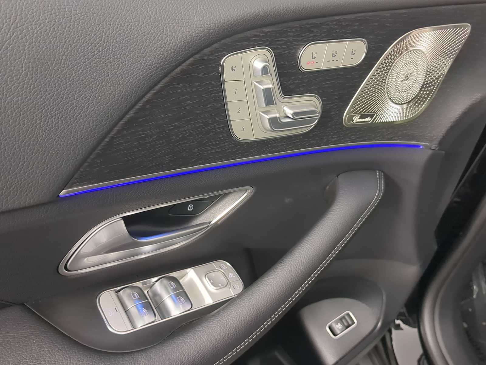 Thumbnail: 2026 Mercedes-Benz GLE - 17