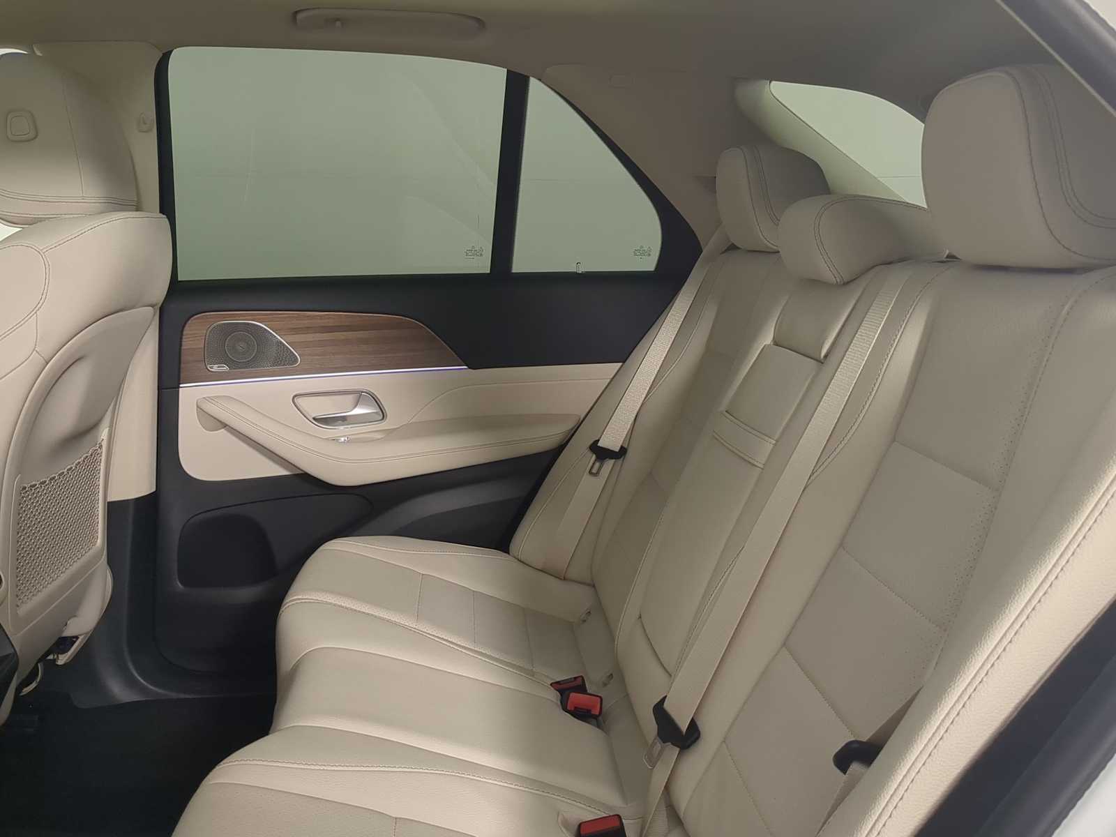 Thumbnail: 2026 Mercedes-Benz GLE - 20