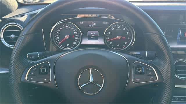 Thumbnail: 2017 Mercedes-Benz E-Class - 18