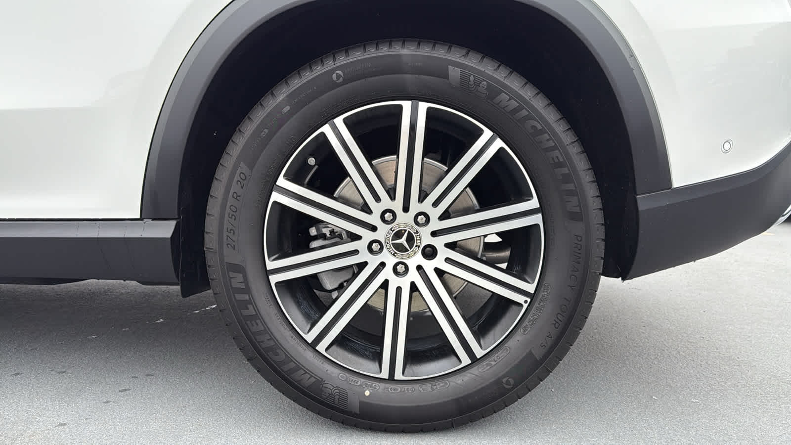 Thumbnail: 2026 Mercedes-Benz GLE - 10