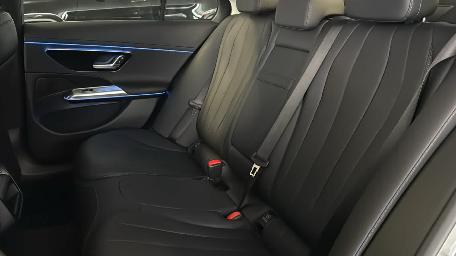 Thumbnail: 2026 Mercedes-Benz E-Class - 31