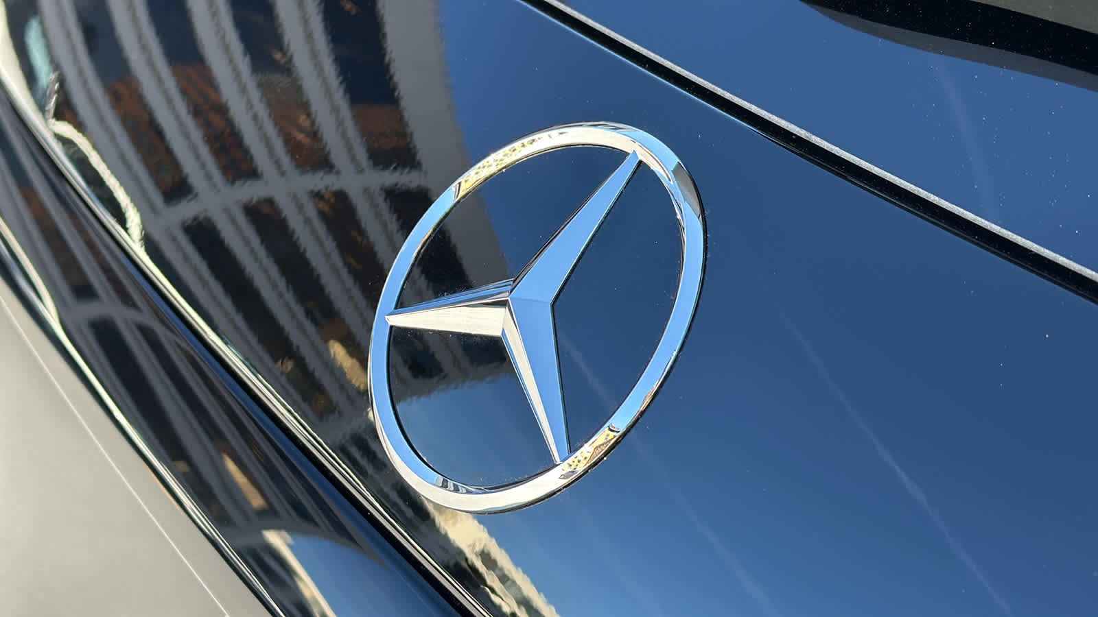 Thumbnail: 2026 Mercedes-Benz GLC - 9