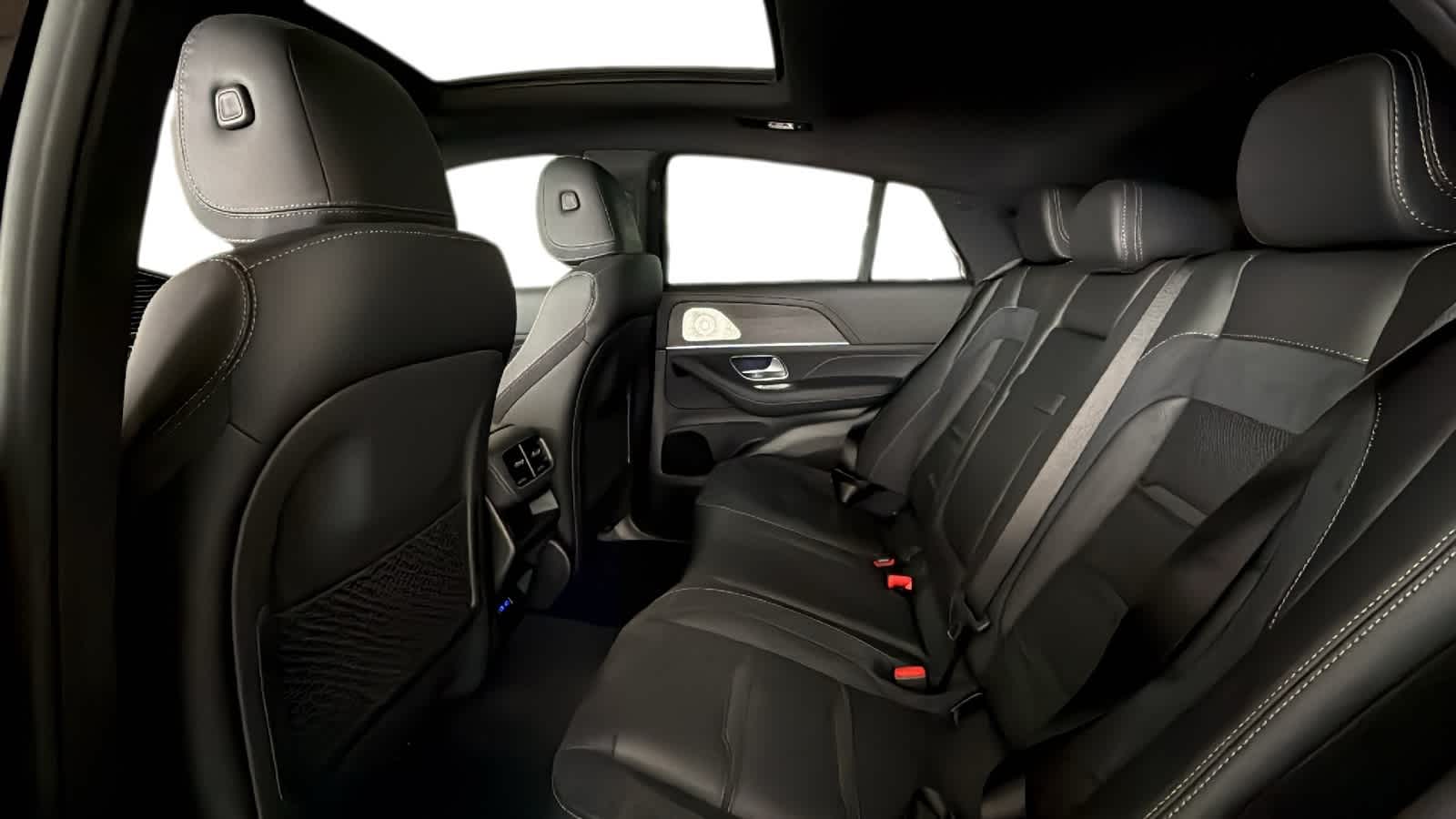 Thumbnail: 2026 Mercedes-Benz GLE - 6