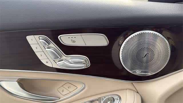 Thumbnail: 2019 Mercedes-Benz GLC - 16