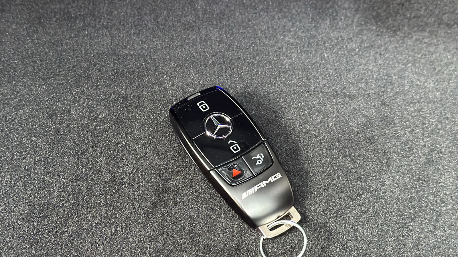 Thumbnail: 2026 Mercedes-Benz GLE - 34