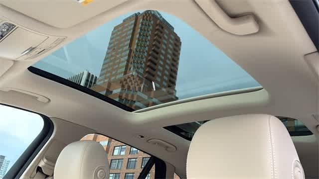 Thumbnail: 2019 Mercedes-Benz GLC - 26