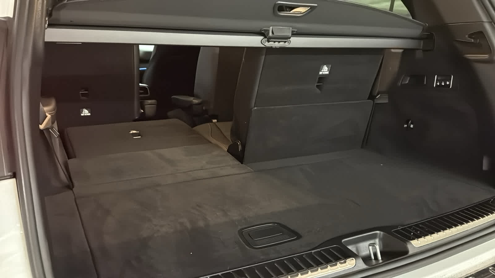 Thumbnail: 2026 Mercedes-Benz GLS - 31