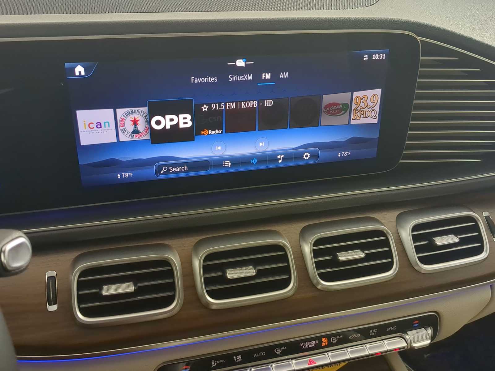 Thumbnail: 2026 Mercedes-Benz GLE - 27