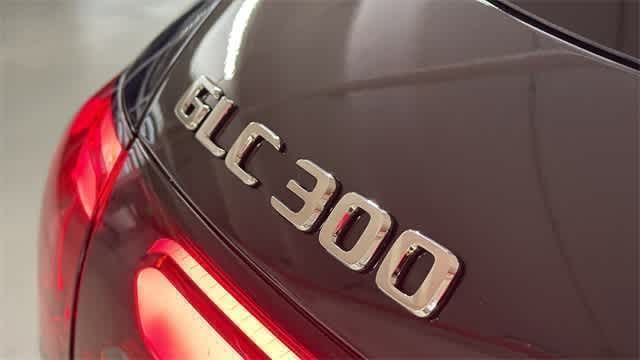 Thumbnail: 2025 Mercedes-Benz GLC - 10