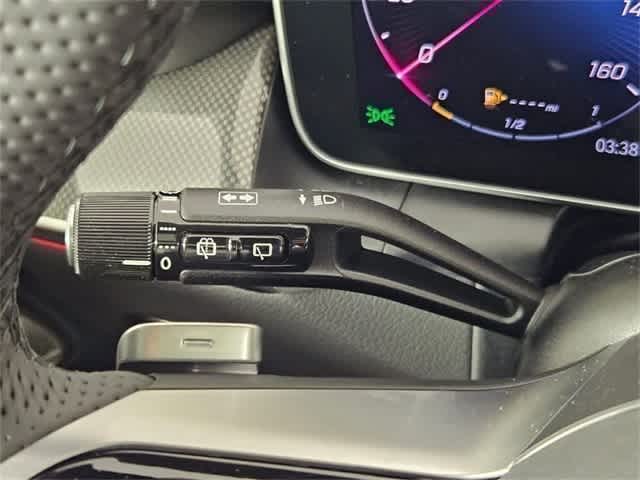 Thumbnail: 2025 Mercedes-Benz GLC - 27