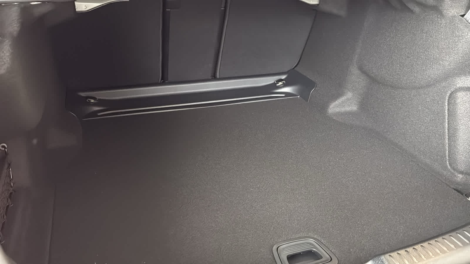 Thumbnail: 2026 Mercedes-Benz E-Class - 33