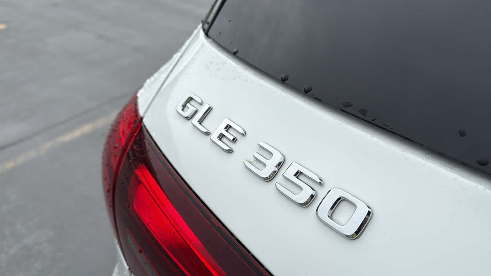 Thumbnail: 2026 Mercedes-Benz GLE - 8