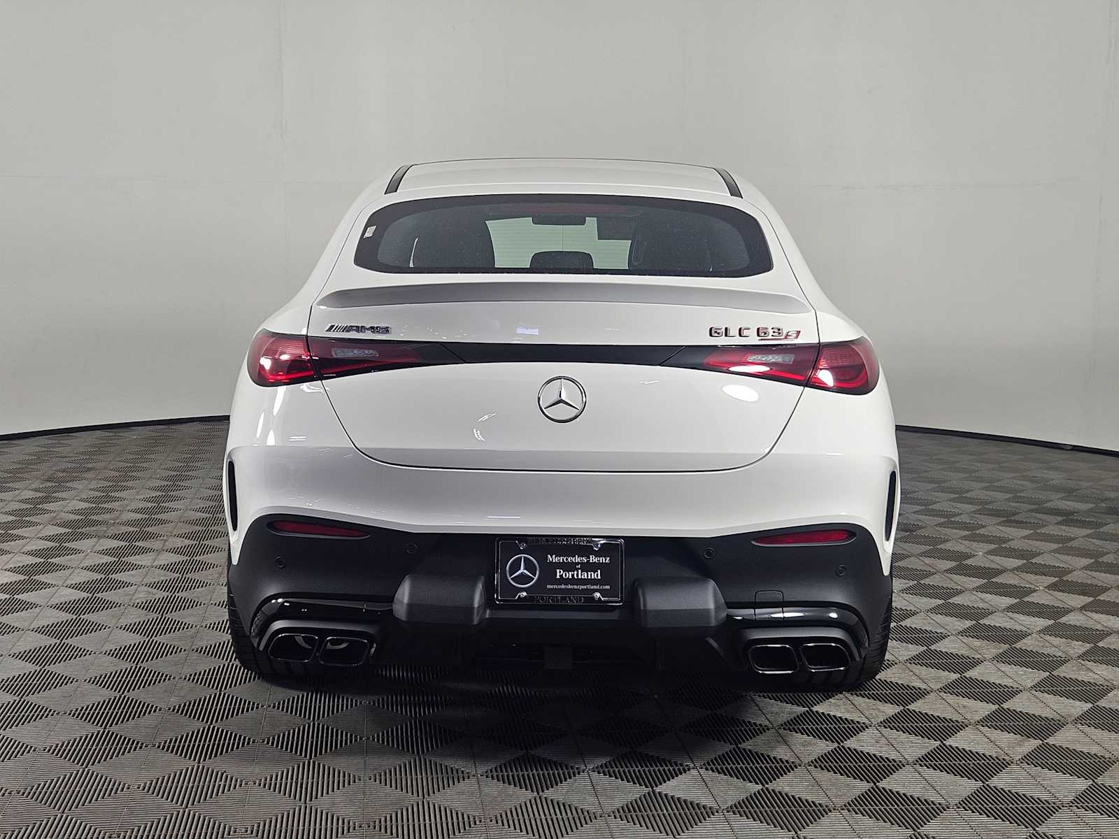 Thumbnail: 2025 Mercedes-Benz GL-Class - 4