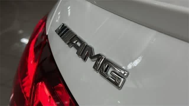 Thumbnail: 2025 Mercedes-Benz C-Class - 10