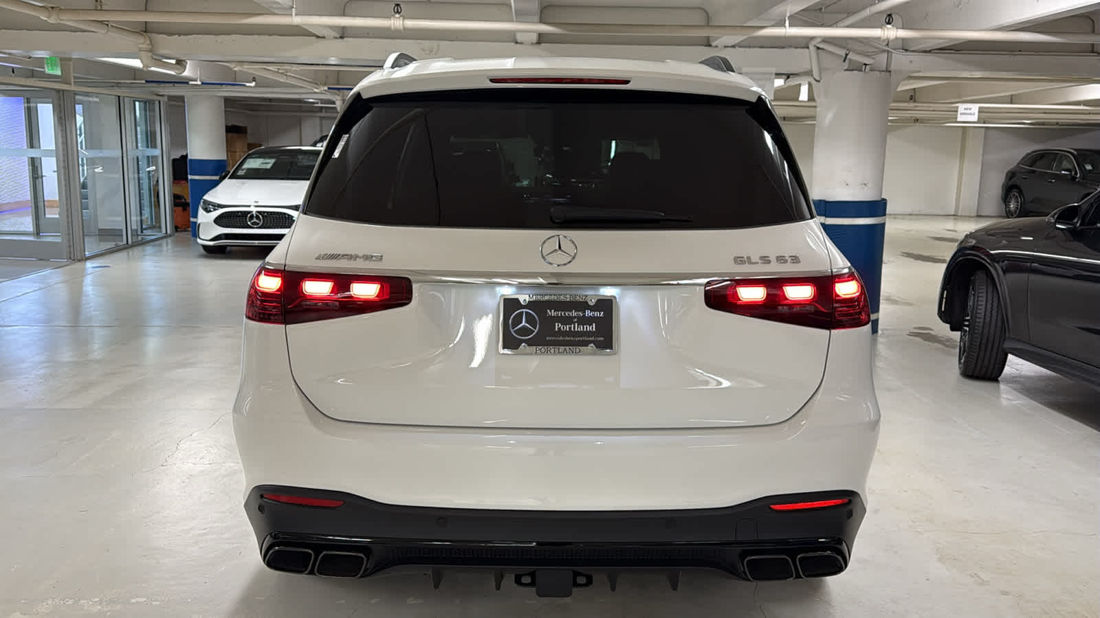 Thumbnail: 2026 Mercedes-Benz GL-Class - 7