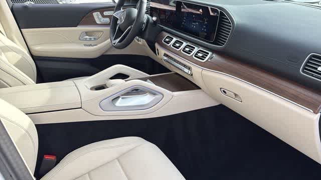 Thumbnail: 2026 Mercedes-Benz GLE - 37