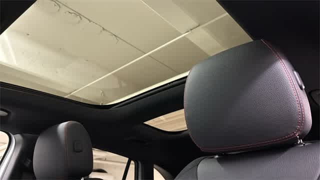 Thumbnail: 2025 Mercedes-Benz GLA - 25