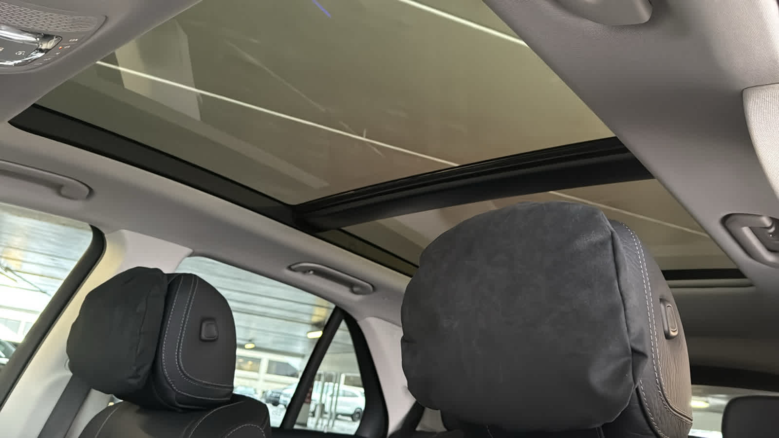 Thumbnail: 2026 Mercedes-Benz GLE - 27