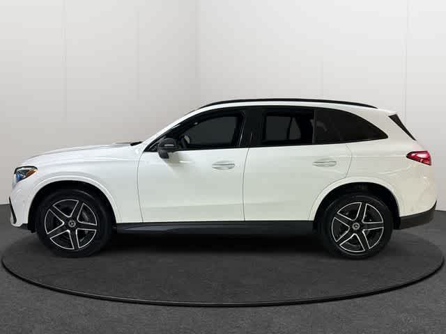 Thumbnail: 2026 Mercedes-Benz GLC - 3