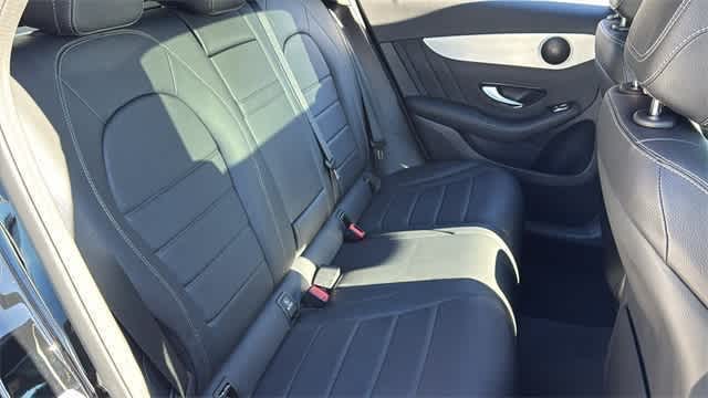 Thumbnail: 2022 Mercedes-Benz GLC - 40